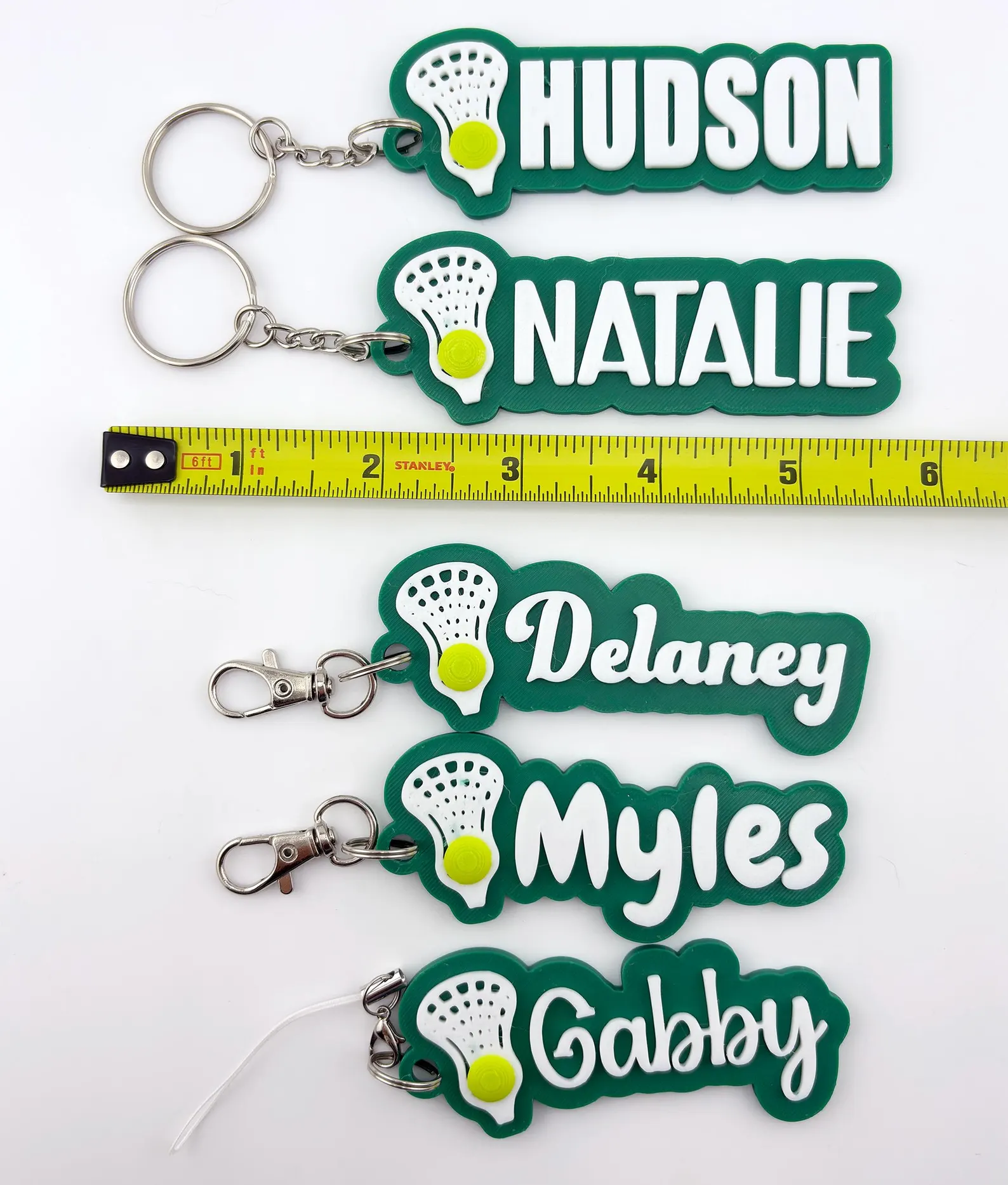 Personalized  Name Tag Keychai - Sports Equipment And Names 评论和价格